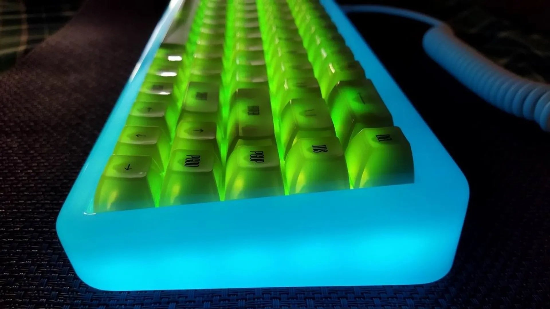 Akko YU01 QMK/VIA Antique Jade ANSI