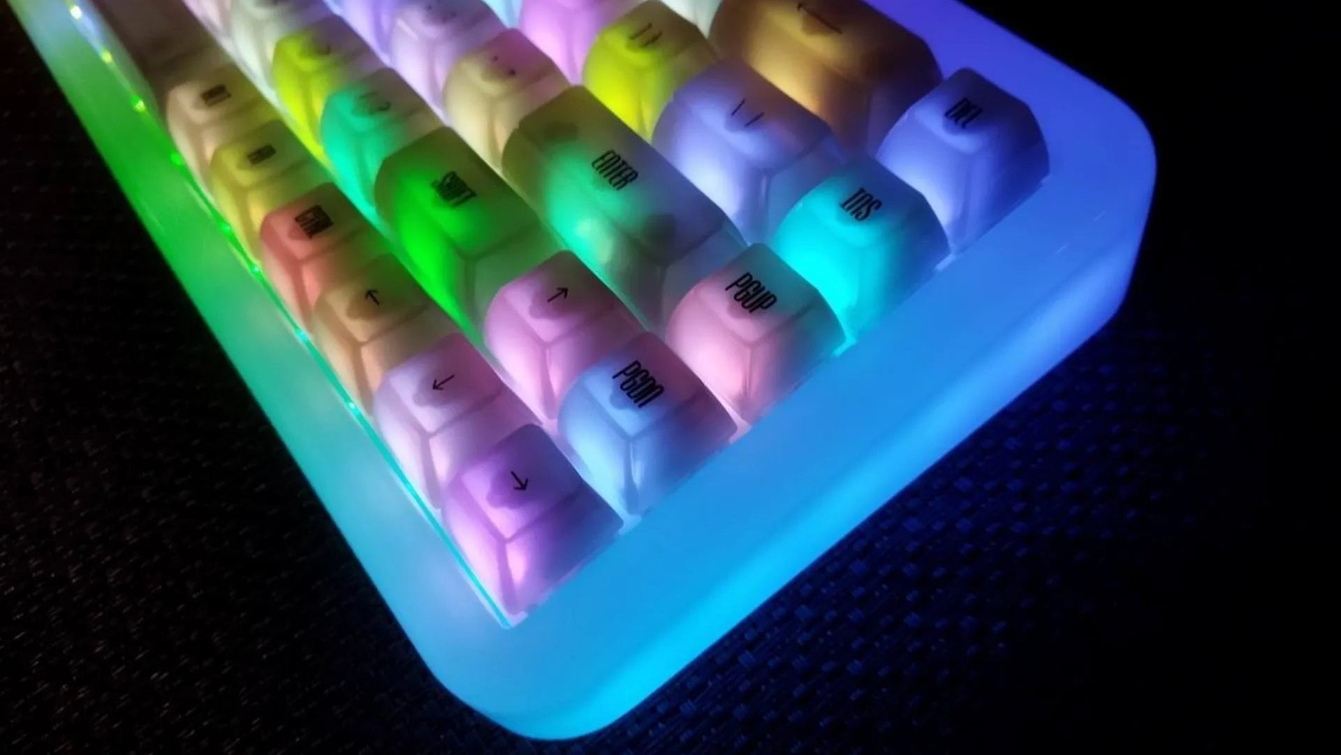 Akko YU01 QMK/VIA Antique Jade ANSI