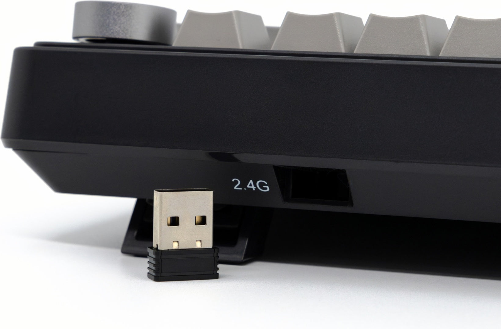 Aula S75 Pro Black ANSI - wireless receiver detail