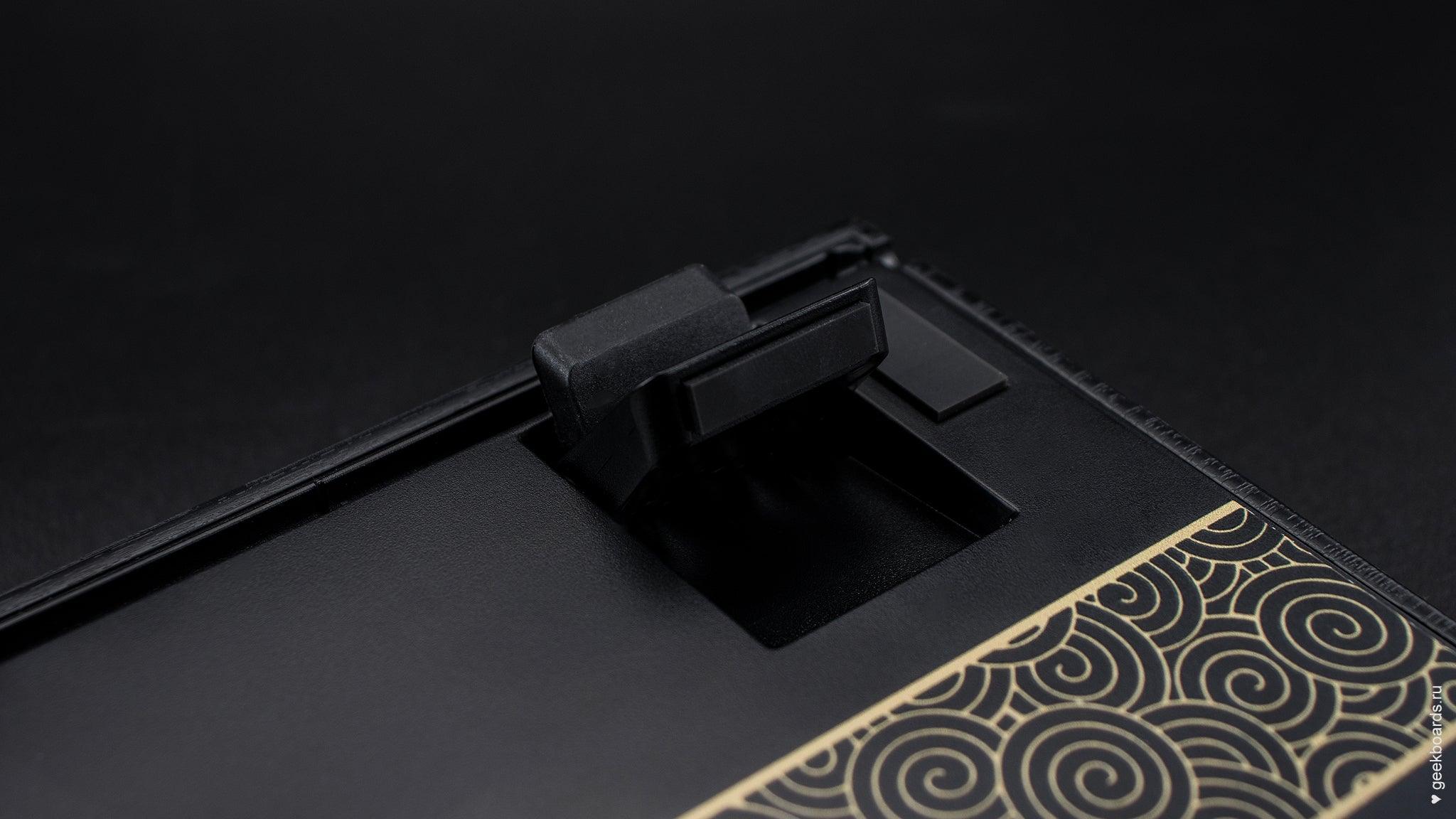 Varmilo Beijing Opera 87 ANSI - Geekboards